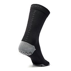 KIPSTA Krátke protišmykové futbalové ponožky VIRALTO II MiD čierne 45-46